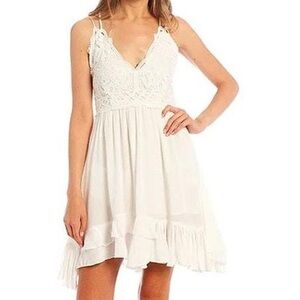 C&V CHELSEA AND VIOLET white tank mini dress